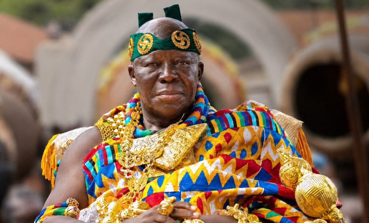 Asantehene destools