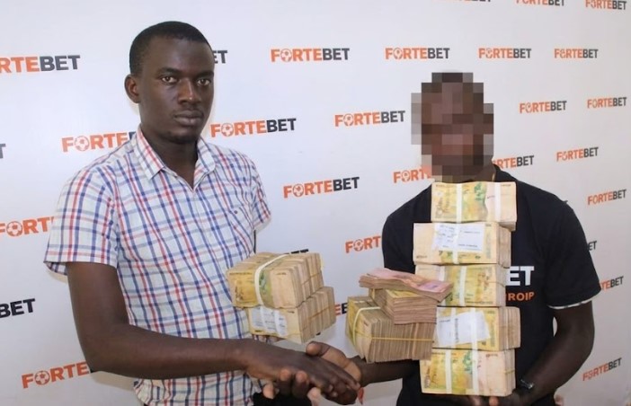 Betting-Spending-From-Ex-Girlfriends-Funds.jpg