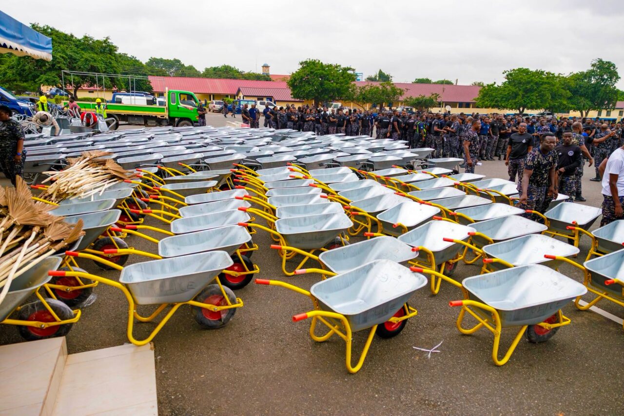 Ghana-police-clean-up-1280x853.jpg