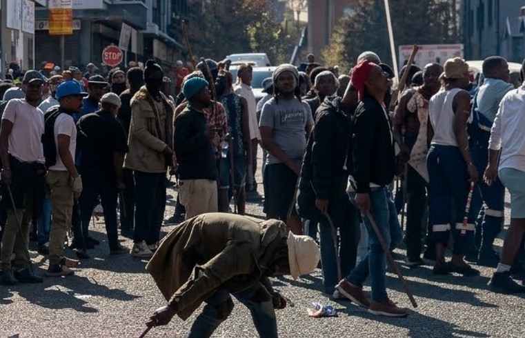 Nigeria-Condemns-South-Africa-After-Killing.jpg