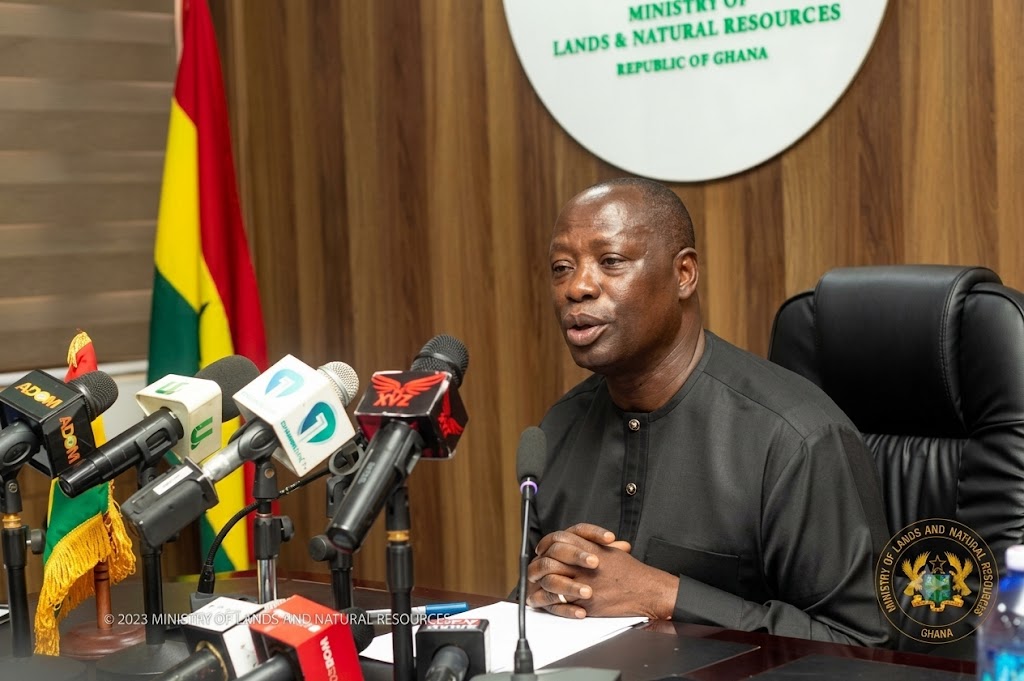 Minister of Lands