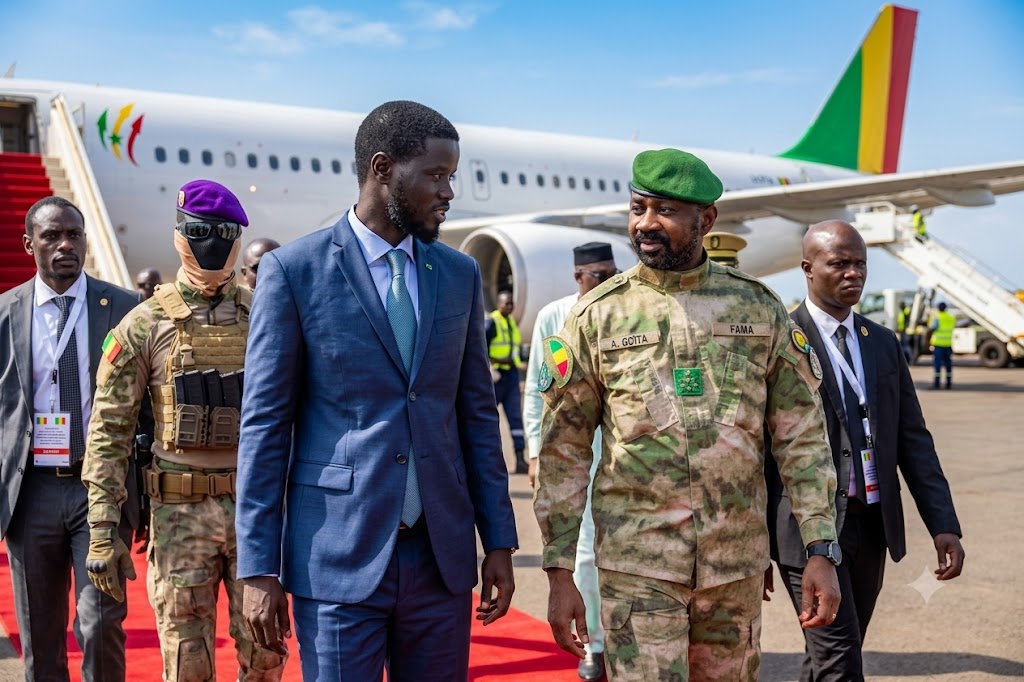 Senegalese President Bassirou Diomaye Faye and Malian leader Assimi Goïta