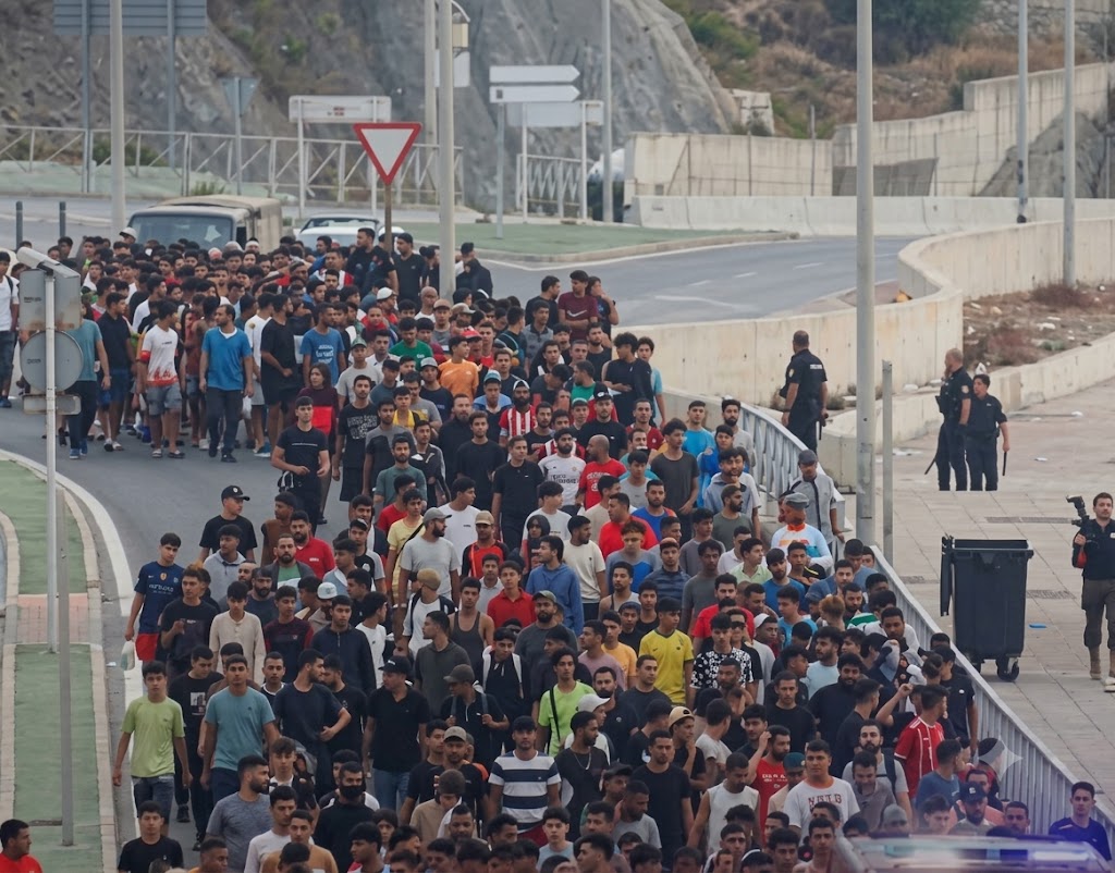 migrants crossed to Spain