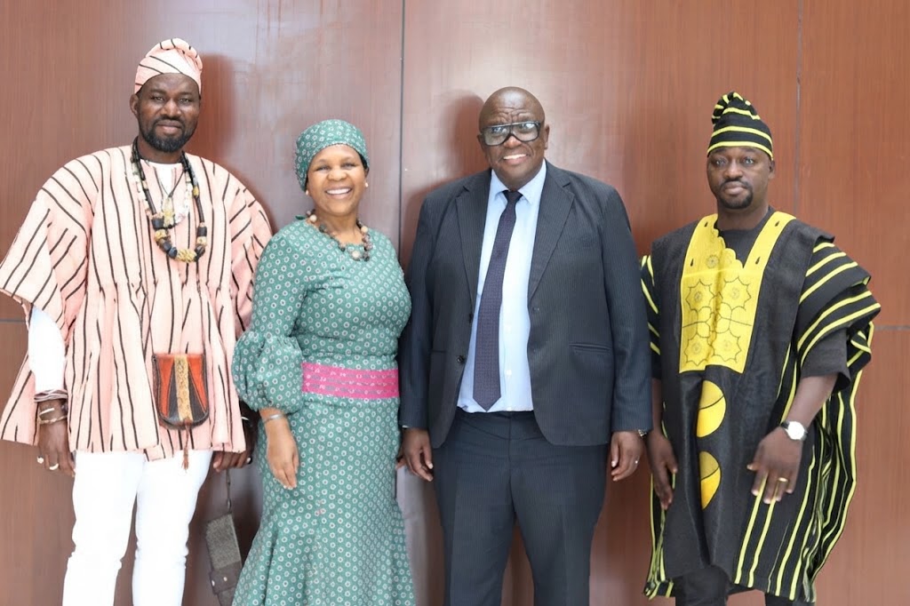 A traditional Northern Ghanaian smock was prominently featured