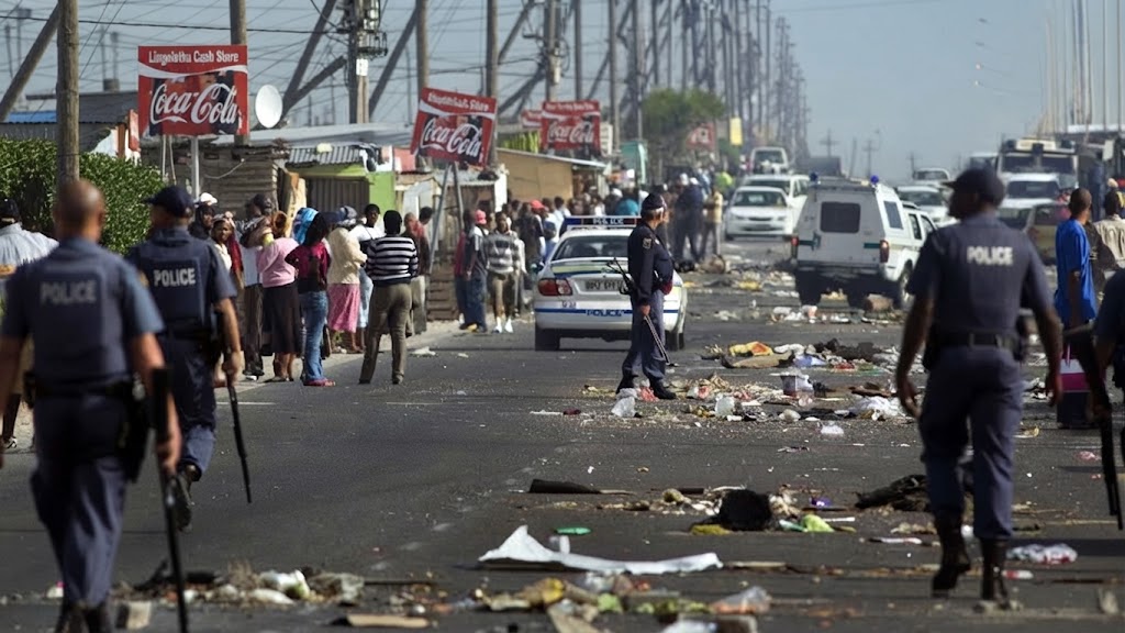 At-least-43-people-have-been-killed-in-South-Africa.jpg