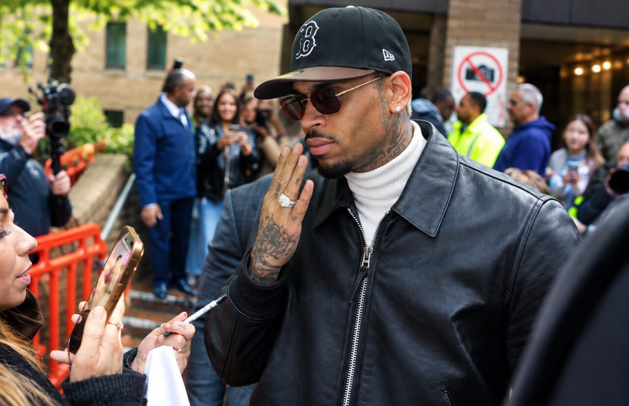 Chris Brown Receives Suspended Sentence Over London Nightclub Attack