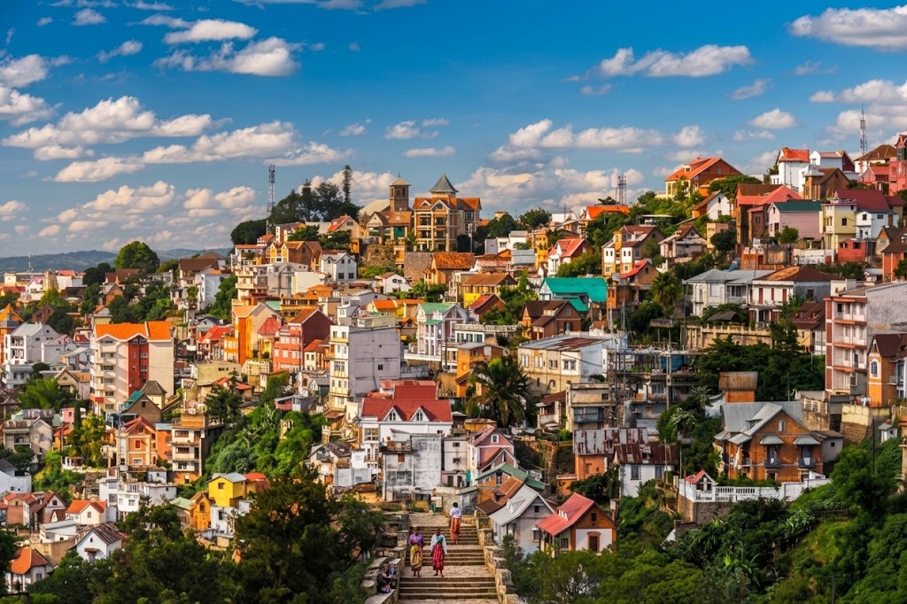 Madagascar-Approves-Direct-Purchase-of-Russian-Generators-Amid-Power-Shortages.jpg