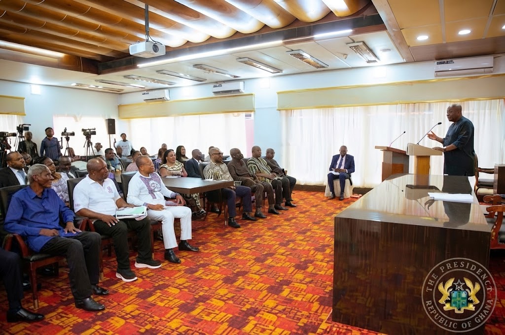 Mahama Calls October 2 Meeting to Resolve Teacher Strike