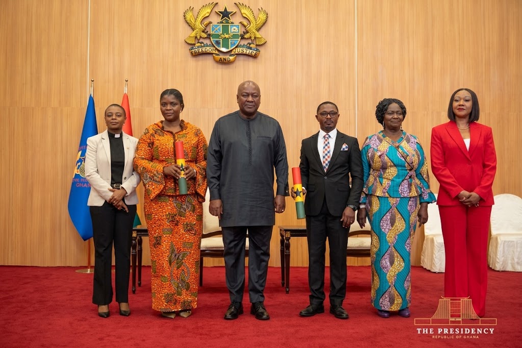 Mahama Swears In New EC Deputies